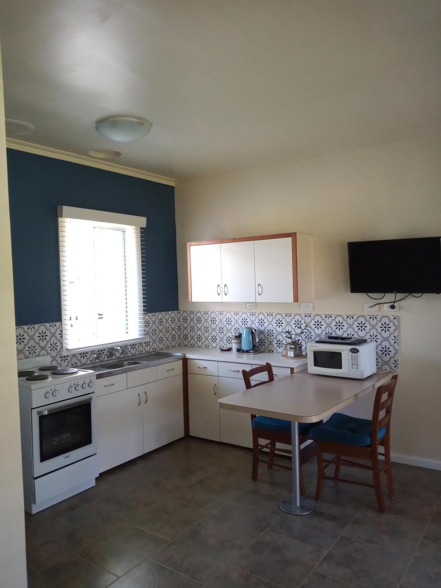 Lakes Entrance Waterfront Cottages With King Beds Exterior foto